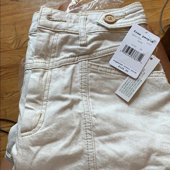 NWT!! Free People ECRU high waisted jeans 28 - Picture 3 of 4